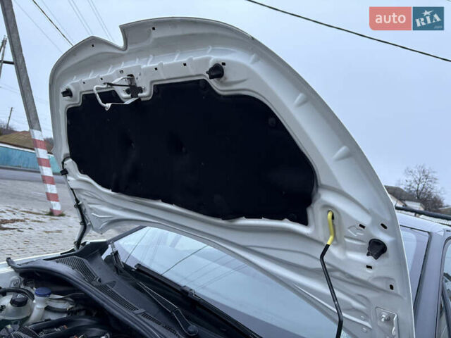 Белый Ситроен С3, объемом двигателя 1.2 л и пробегом 67 тыс. км за 9150 $, фото 50 на Automoto.ua