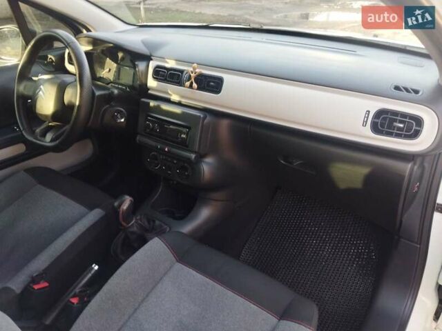 Білий Сітроен С3, об'ємом двигуна 1.56 л та пробігом 260 тис. км за 6400 $, фото 1 на Automoto.ua