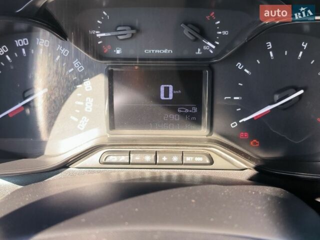 Белый Ситроен С3, объемом двигателя 1.2 л и пробегом 115 тыс. км за 10500 $, фото 2 на Automoto.ua