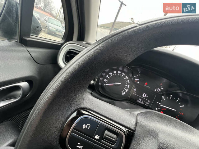 Белый Ситроен С3, объемом двигателя 1.2 л и пробегом 68 тыс. км за 9000 $, фото 33 на Automoto.ua