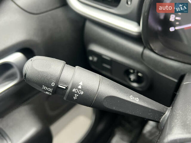 Белый Ситроен С3, объемом двигателя 1.2 л и пробегом 68 тыс. км за 9500 $, фото 46 на Automoto.ua