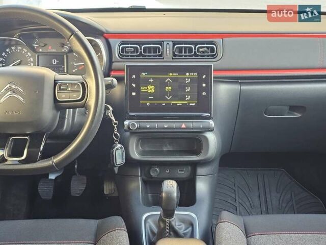 Белый Ситроен С3, объемом двигателя 1.2 л и пробегом 90 тыс. км за 9999 $, фото 24 на Automoto.ua