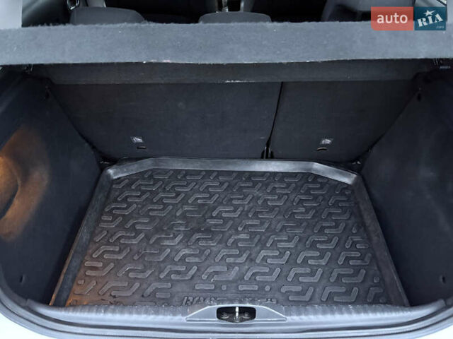 Белый Ситроен С3, объемом двигателя 1.2 л и пробегом 67 тыс. км за 9150 $, фото 42 на Automoto.ua