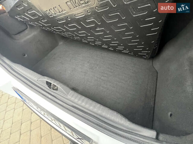 Белый Ситроен С3, объемом двигателя 1.2 л и пробегом 68 тыс. км за 9500 $, фото 61 на Automoto.ua