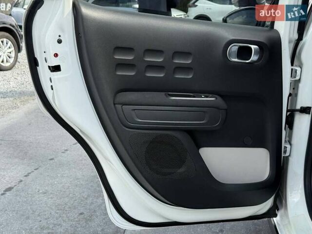 Білий Сітроен С3, об'ємом двигуна 1.2 л та пробігом 110 тис. км за 12200 $, фото 44 на Automoto.ua
