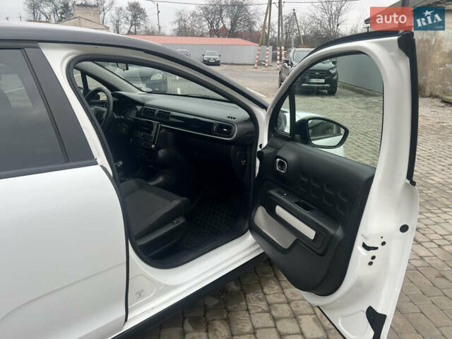 Белый Ситроен С3, объемом двигателя 1.2 л и пробегом 68 тыс. км за 8950 $, фото 54 на Automoto.ua