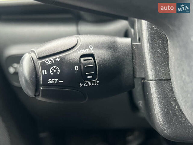 Белый Ситроен С3, объемом двигателя 1.2 л и пробегом 68 тыс. км за 8950 $, фото 22 на Automoto.ua