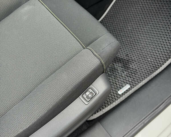 Белый Ситроен С3, объемом двигателя 1.2 л и пробегом 82 тыс. км за 12300 $, фото 19 на Automoto.ua