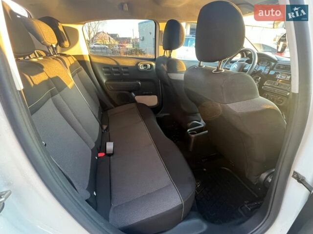 Білий Сітроен С3, об'ємом двигуна 1.2 л та пробігом 68 тис. км за 9000 $, фото 13 на Automoto.ua