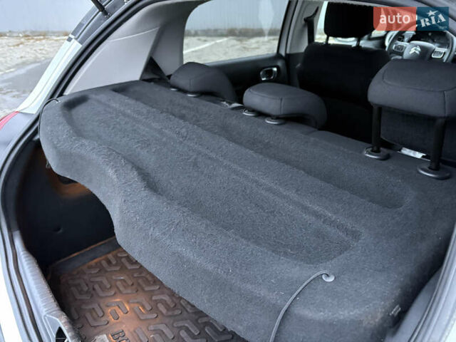 Белый Ситроен С3, объемом двигателя 1.2 л и пробегом 67 тыс. км за 9150 $, фото 46 на Automoto.ua