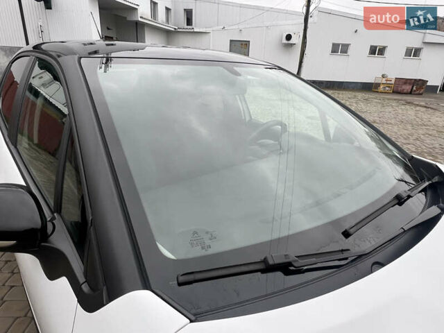 Белый Ситроен С3, объемом двигателя 1.2 л и пробегом 68 тыс. км за 8950 $, фото 21 на Automoto.ua