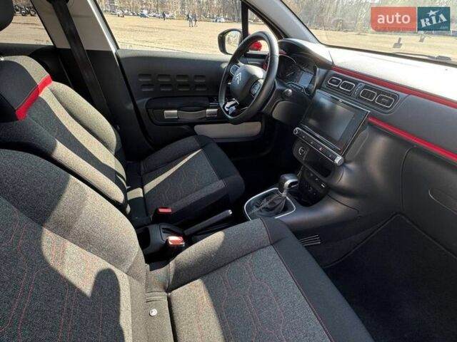 Белый Ситроен С3, объемом двигателя 1.2 л и пробегом 24 тыс. км за 16880 $, фото 9 на Automoto.ua