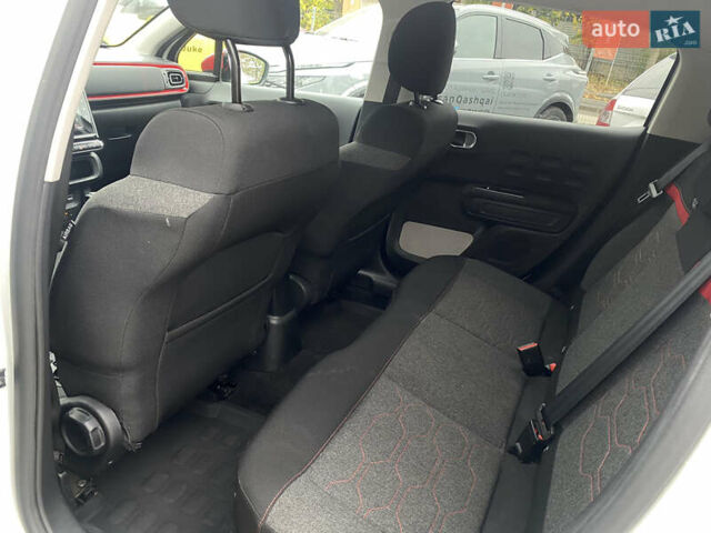 Белый Ситроен С3, объемом двигателя 1.2 л и пробегом 53 тыс. км за 12000 $, фото 17 на Automoto.ua