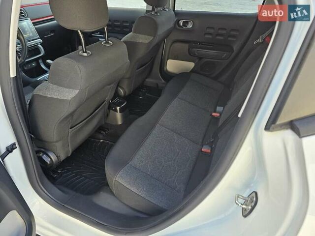 Белый Ситроен С3, объемом двигателя 1.2 л и пробегом 90 тыс. км за 9999 $, фото 38 на Automoto.ua