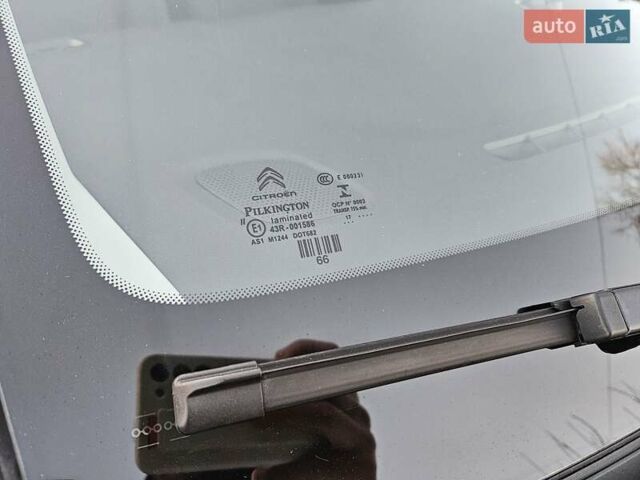 Білий Сітроен С3, об'ємом двигуна 1.2 л та пробігом 74 тис. км за 12500 $, фото 60 на Automoto.ua