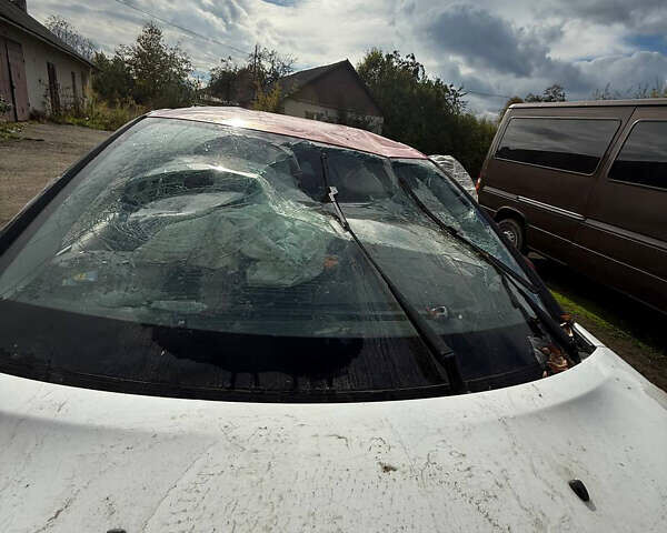 Сітроен С3 2018 у Івано-Франківську на Automoto.ua Білий Сітроен С3, об'ємом двигуна 1.2 л та пробігом 99 тис. км за 4000 $, фото 9 на Automoto.ua