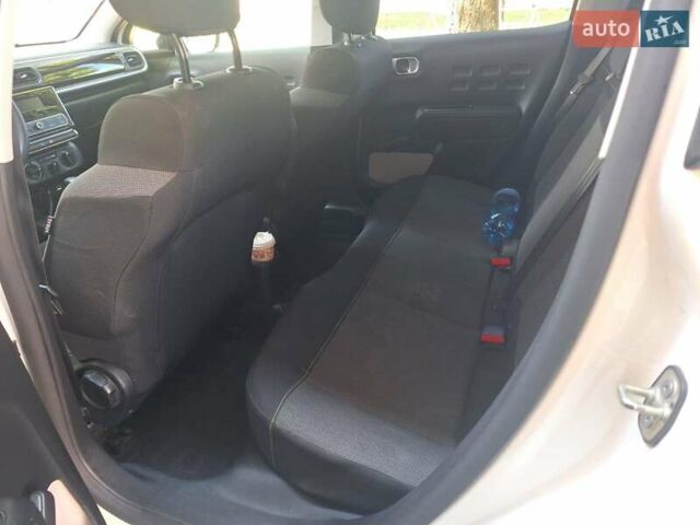 Белый Ситроен С3, объемом двигателя 1.2 л и пробегом 112 тыс. км за 8100 $, фото 3 на Automoto.ua