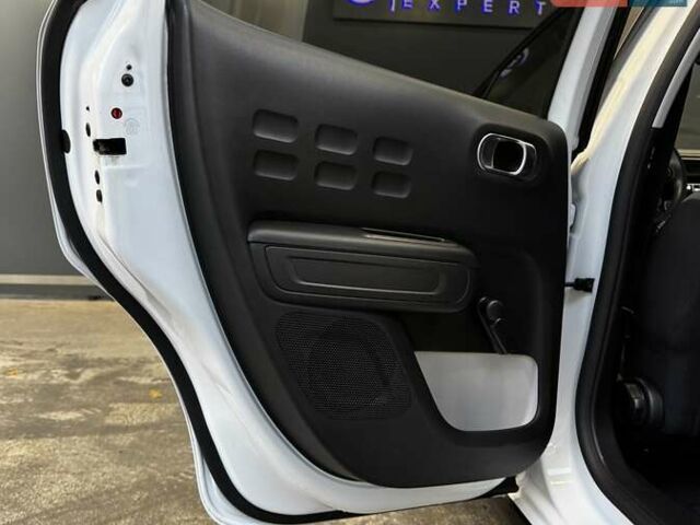 Білий Сітроен С3, об'ємом двигуна 1.2 л та пробігом 68 тис. км за 8700 $, фото 34 на Automoto.ua