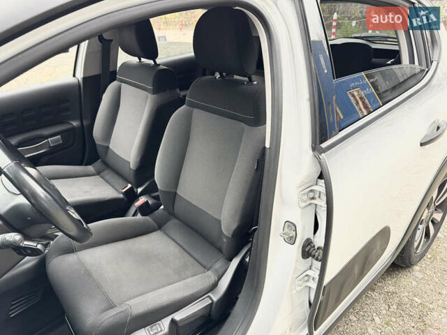 Белый Ситроен С3, объемом двигателя 1.2 л и пробегом 91 тыс. км за 12300 $, фото 7 на Automoto.ua