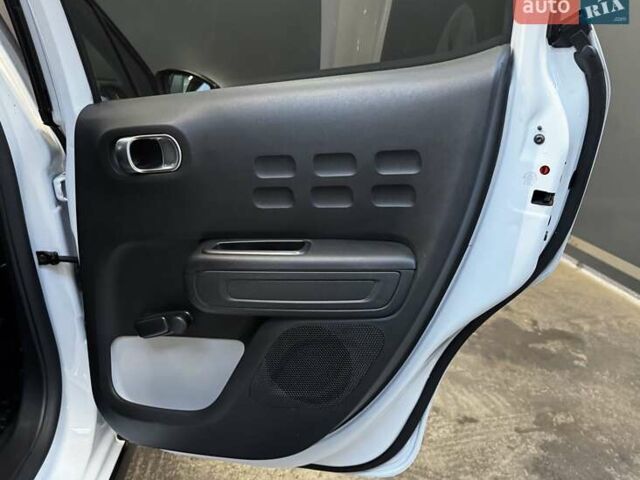 Білий Сітроен С3, об'ємом двигуна 1.2 л та пробігом 68 тис. км за 8700 $, фото 36 на Automoto.ua