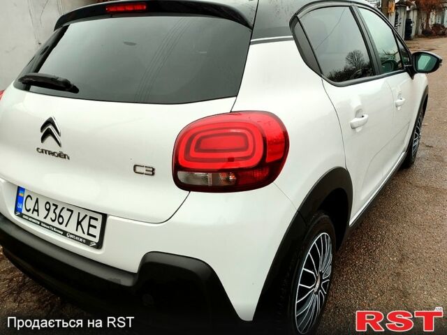 Белый Ситроен С3, объемом двигателя 1.2 л и пробегом 109 тыс. км за 9999 $, фото 5 на Automoto.ua