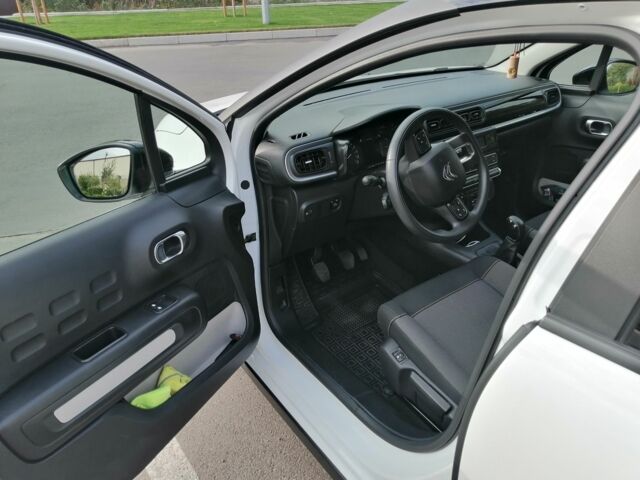 Белый Ситроен С3, объемом двигателя 1.2 л и пробегом 79 тыс. км за 9800 $, фото 6 на Automoto.ua