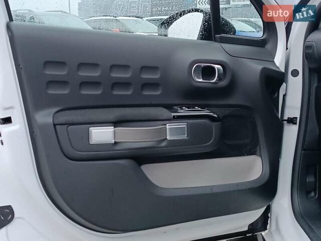 Белый Ситроен С3, объемом двигателя 1.2 л и пробегом 94 тыс. км за 11550 $, фото 19 на Automoto.ua