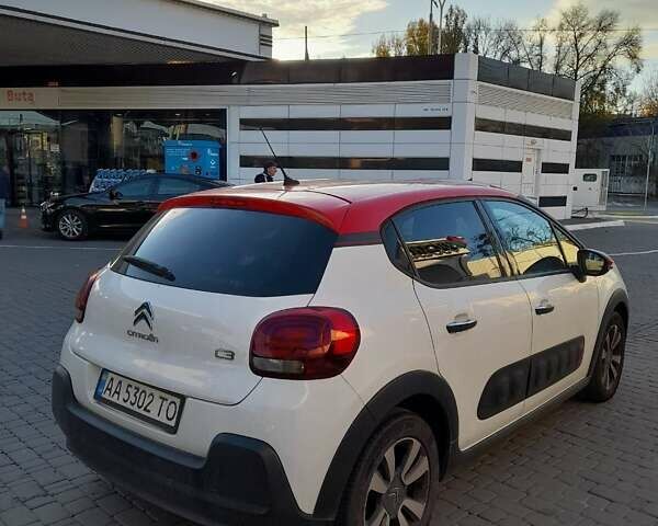 Білий Сітроен С3, об'ємом двигуна 1.2 л та пробігом 46 тис. км за 16820 $, фото 3 на Automoto.ua