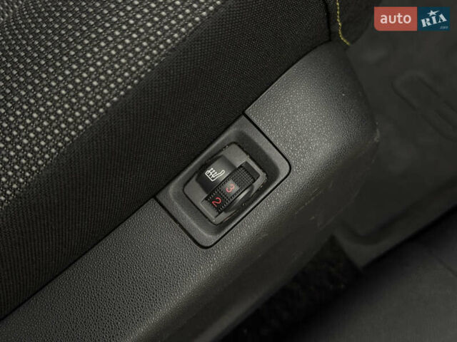 Белый Ситроен С3, объемом двигателя 1.2 л и пробегом 91 тыс. км за 12300 $, фото 25 на Automoto.ua