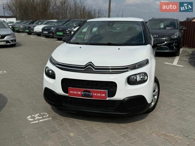 Белый Ситроен С3, объемом двигателя 1.2 л и пробегом 108 тыс. км за 8300 $, фото 1 на Automoto.ua