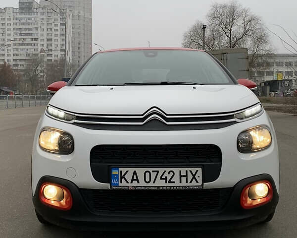 Белый Ситроен С3, объемом двигателя 1.2 л и пробегом 97 тыс. км за 13700 $, фото 2 на Automoto.ua