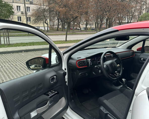 Белый Ситроен С3, объемом двигателя 1.2 л и пробегом 28 тыс. км за 14500 $, фото 5 на Automoto.ua