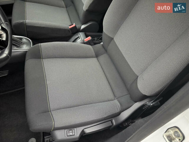 Белый Ситроен С3, объемом двигателя 1.2 л и пробегом 71 тыс. км за 14300 $, фото 11 на Automoto.ua