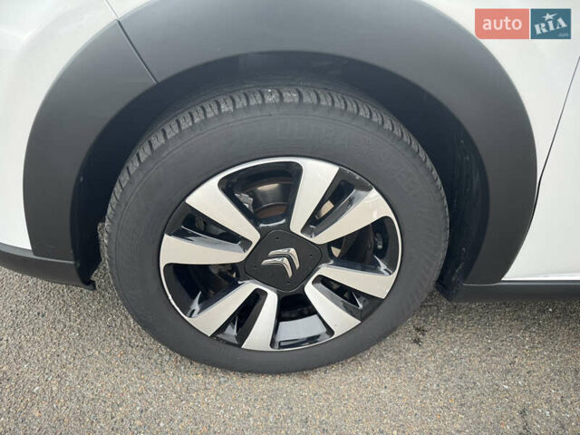 Белый Ситроен С3, объемом двигателя 1.2 л и пробегом 71 тыс. км за 14300 $, фото 23 на Automoto.ua