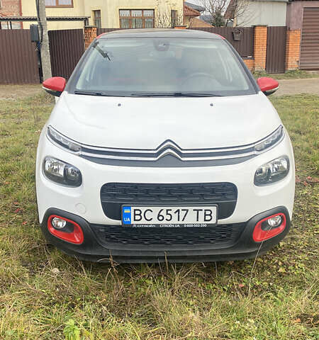 Белый Ситроен С3, объемом двигателя 1.2 л и пробегом 126 тыс. км за 10800 $, фото 3 на Automoto.ua