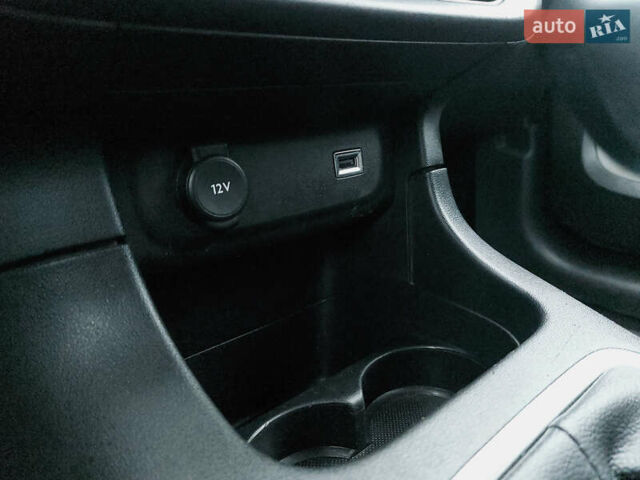 Білий Сітроен С3, об'ємом двигуна 1.2 л та пробігом 62 тис. км за 10800 $, фото 22 на Automoto.ua