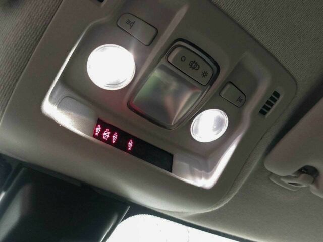 Белый Ситроен С3, объемом двигателя 1.2 л и пробегом 62 тыс. км за 10800 $, фото 22 на Automoto.ua