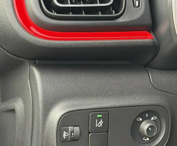 Ситроен С3 2019 в Днепре (Днепропетровске) на Automoto.ua Белый Ситроен С3, объемом двигателя 1.2 л и пробегом 47 тыс. км за 14500 $, фото 49 на Automoto.ua