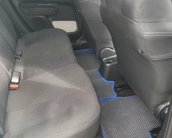 Білий Сітроен С3, об'ємом двигуна 1.2 л та пробігом 188 тис. км за 8100 $, фото 19 на Automoto.ua