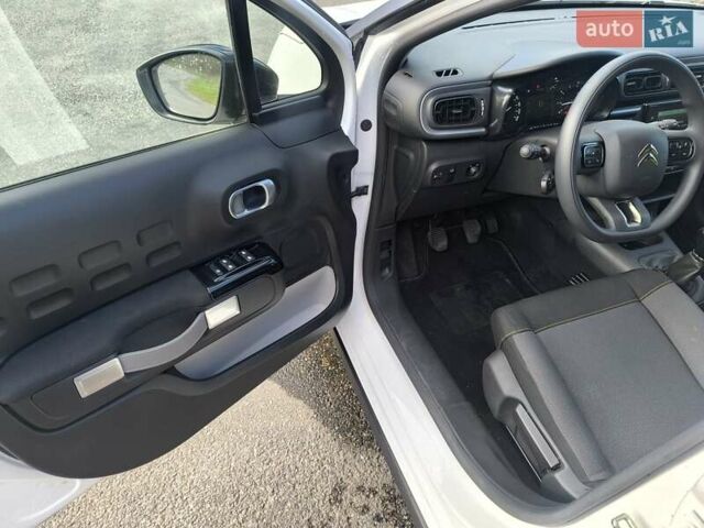 Білий Сітроен С3, об'ємом двигуна 1.2 л та пробігом 19 тис. км за 8692 $, фото 16 на Automoto.ua