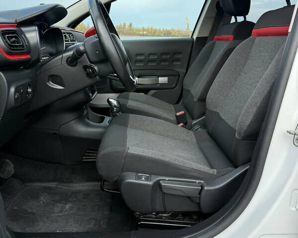 Ситроен С3 2019 в Днепре (Днепропетровске) на Automoto.ua Белый Ситроен С3, объемом двигателя 1.2 л и пробегом 47 тыс. км за 14500 $, фото 26 на Automoto.ua