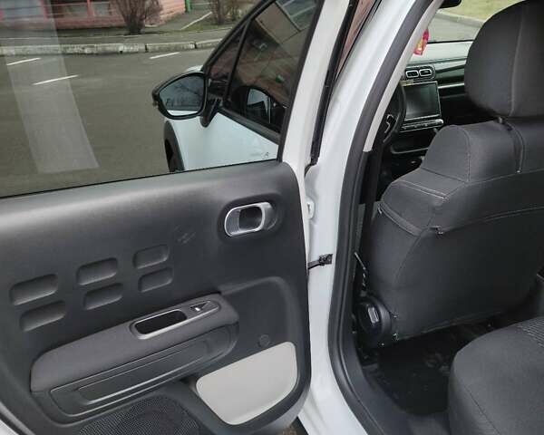 Білий Сітроен С3, об'ємом двигуна 1.2 л та пробігом 188 тис. км за 8100 $, фото 9 на Automoto.ua