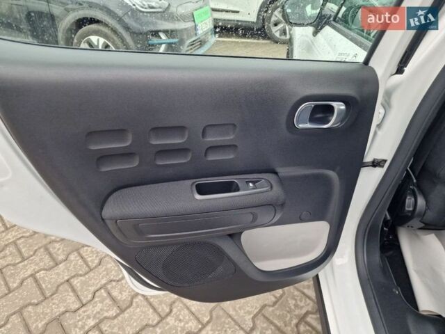 Белый Ситроен С3, объемом двигателя 1.2 л и пробегом 94 тыс. км за 12500 $, фото 35 на Automoto.ua