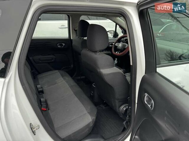 Белый Ситроен С3, объемом двигателя 1.2 л и пробегом 113 тыс. км за 13500 $, фото 13 на Automoto.ua