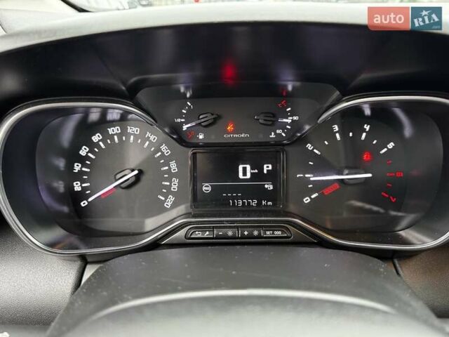 Белый Ситроен С3, объемом двигателя 1.2 л и пробегом 113 тыс. км за 13500 $, фото 8 на Automoto.ua