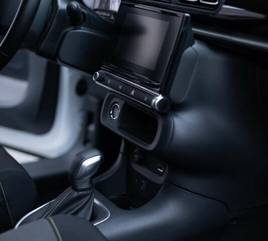 Белый Ситроен С3, объемом двигателя 1.2 л и пробегом 22 тыс. км за 15500 $, фото 11 на Automoto.ua