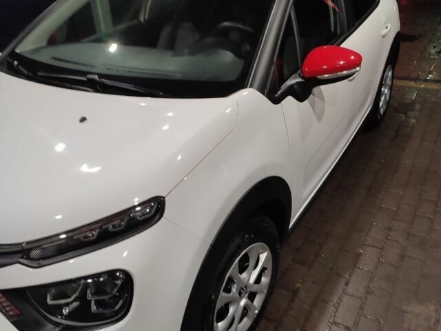 Белый Ситроен С3, объемом двигателя 1.2 л и пробегом 18 тыс. км за 11500 $, фото 1 на Automoto.ua