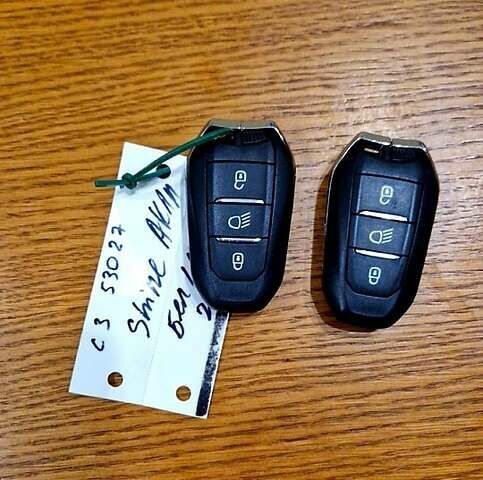 Белый Ситроен С3, объемом двигателя 1.2 л и пробегом 25 тыс. км за 14900 $, фото 5 на Automoto.ua