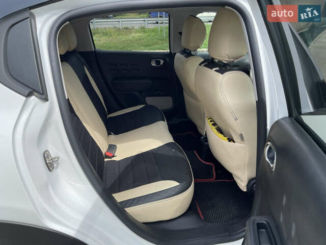 Белый Ситроен С3, объемом двигателя 1.2 л и пробегом 40 тыс. км за 12500 $, фото 31 на Automoto.ua