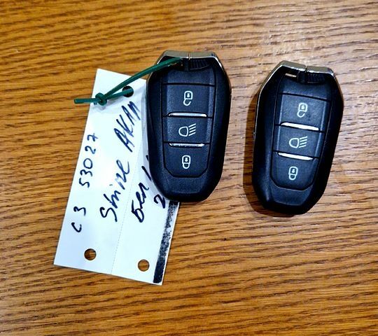 Белый Ситроен С3, объемом двигателя 1.2 л и пробегом 25 тыс. км за 14900 $, фото 6 на Automoto.ua